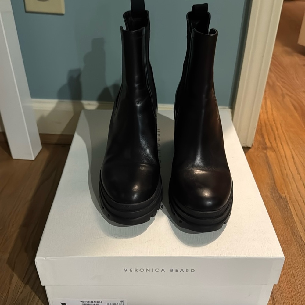 Veronica Beard Winnie boots